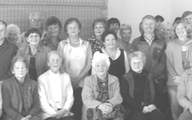 Hulpwerkers en omgee persone byeenkoms